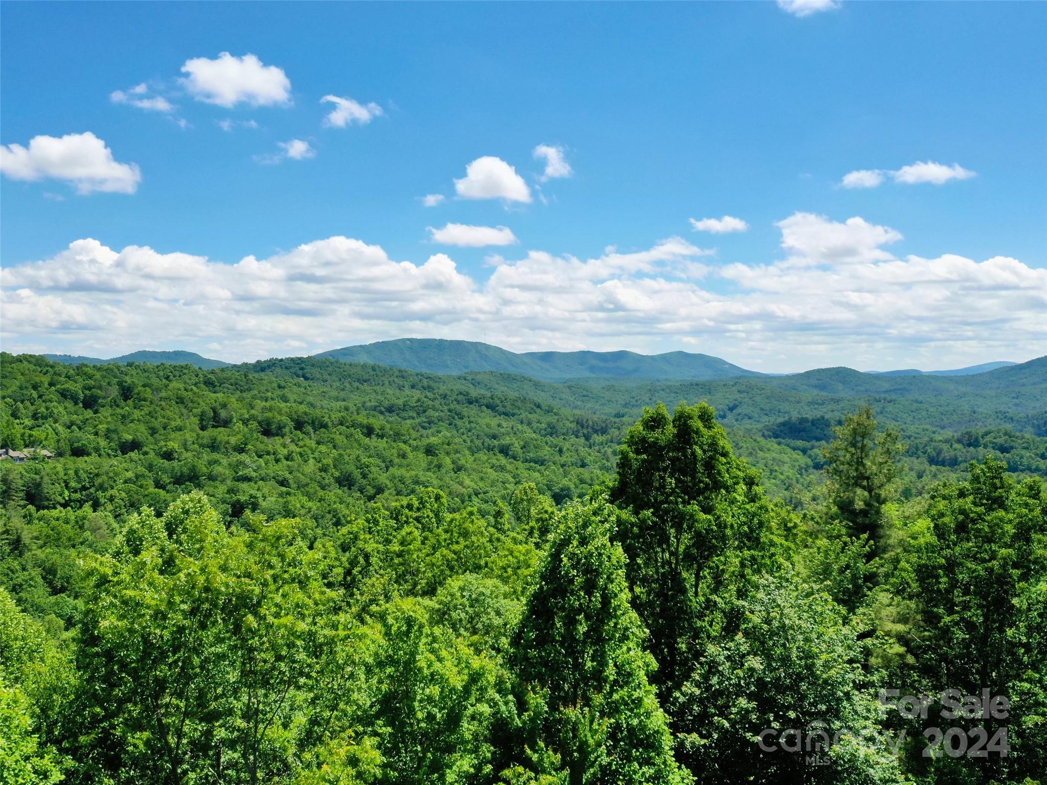 Champion Hills - Land