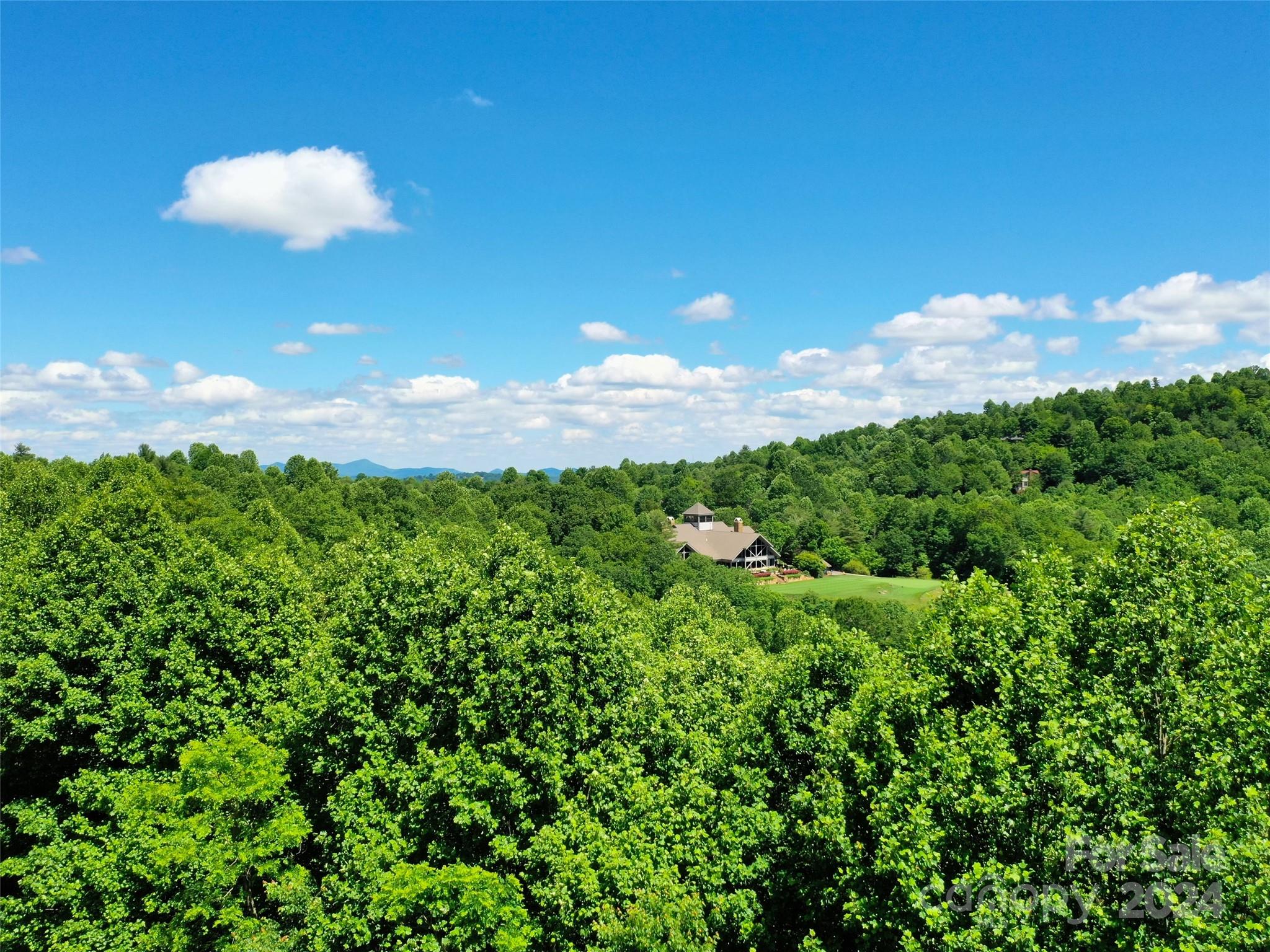 Champion Hills - Land