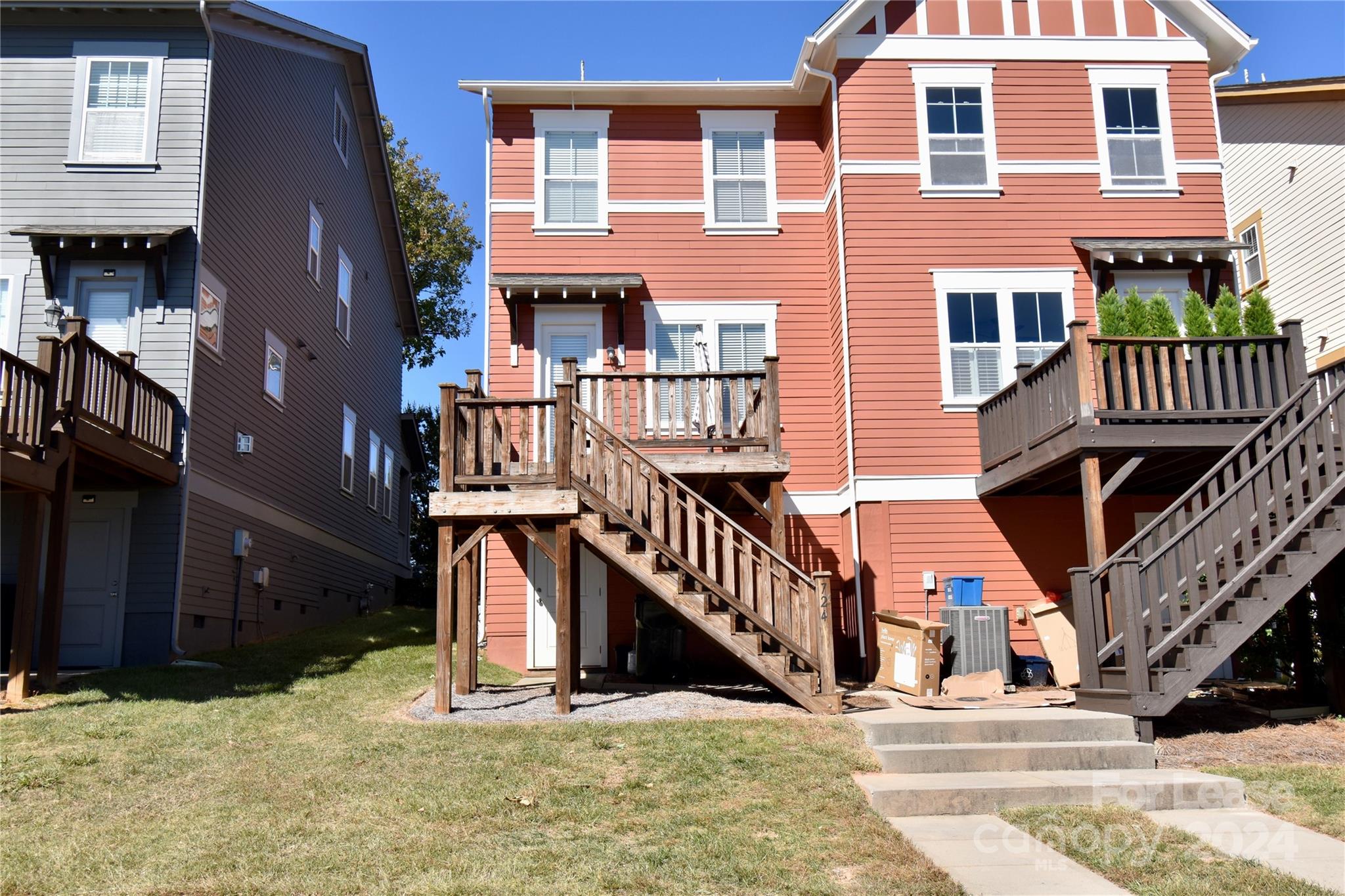 Riverwalk - Residential Lease