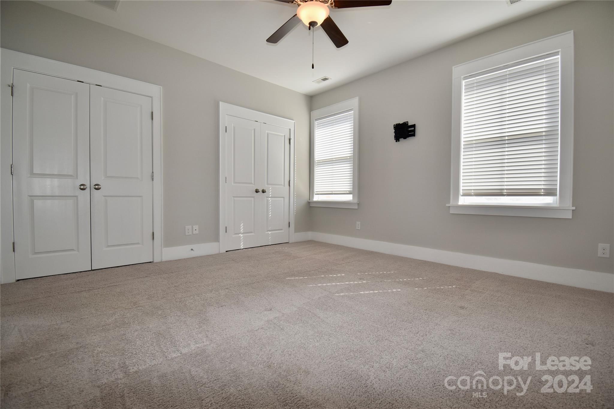 Riverwalk - Residential Lease