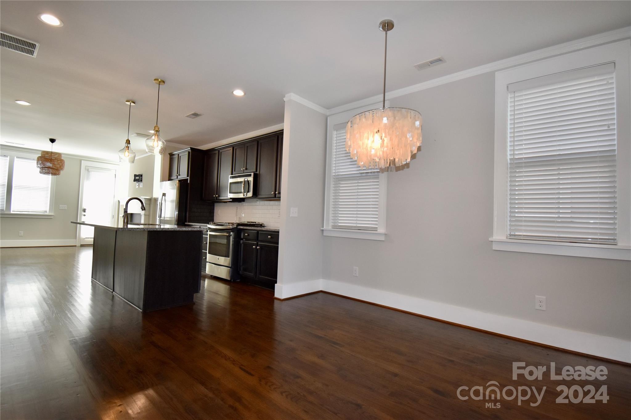Riverwalk - Residential Lease