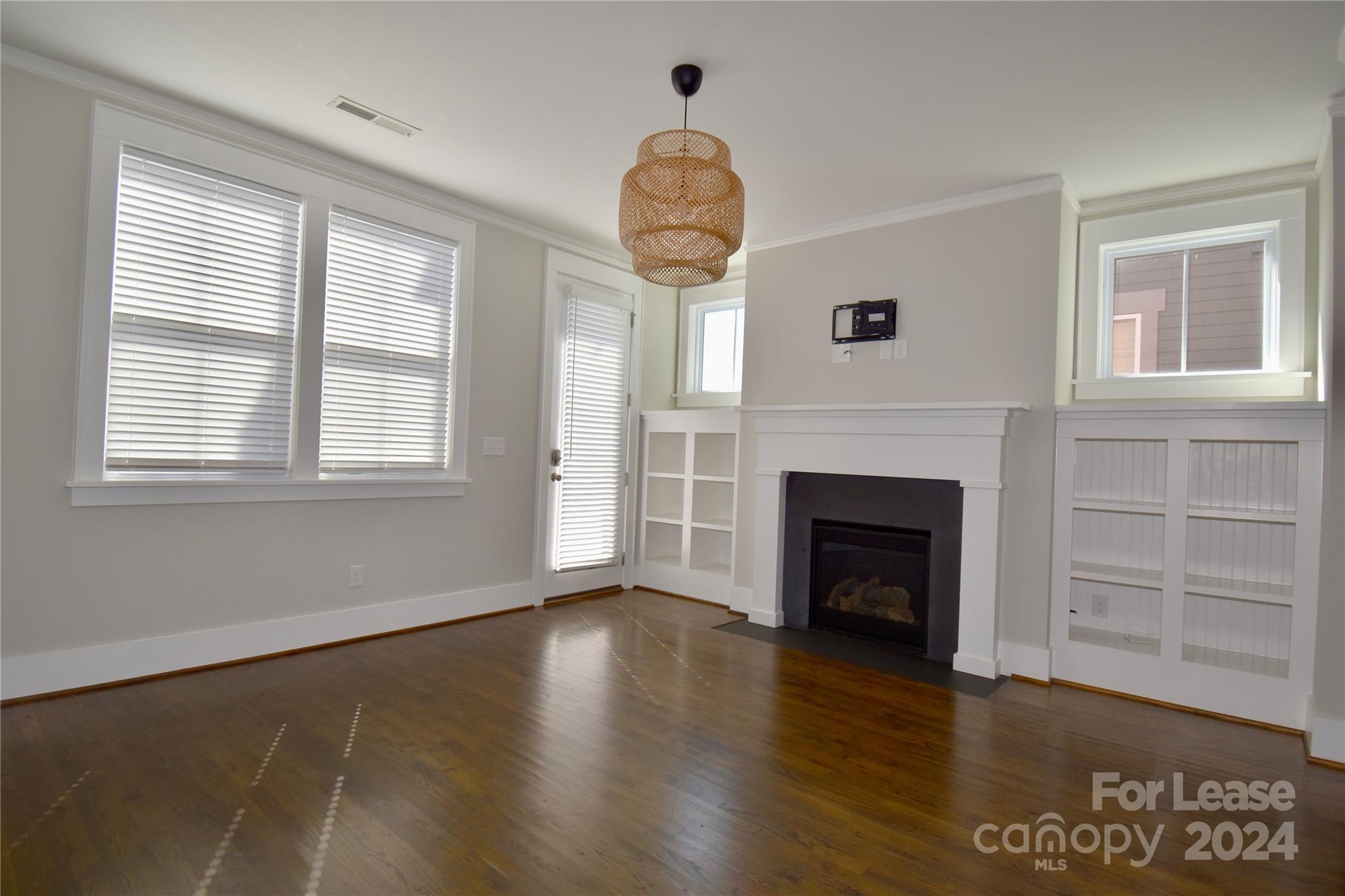 Riverwalk - Residential Lease