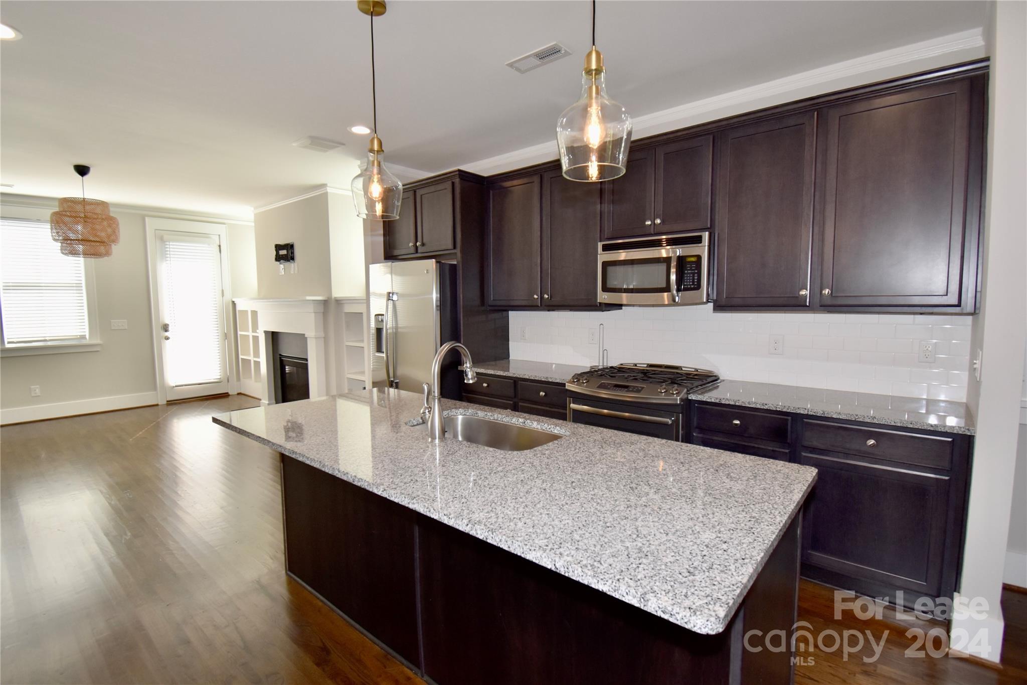 Riverwalk - Residential Lease