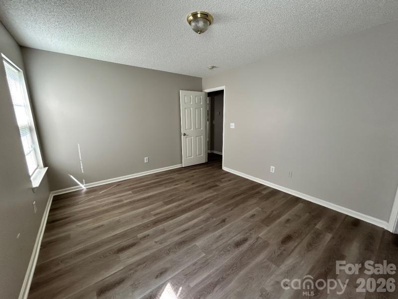 Creekside - Residential