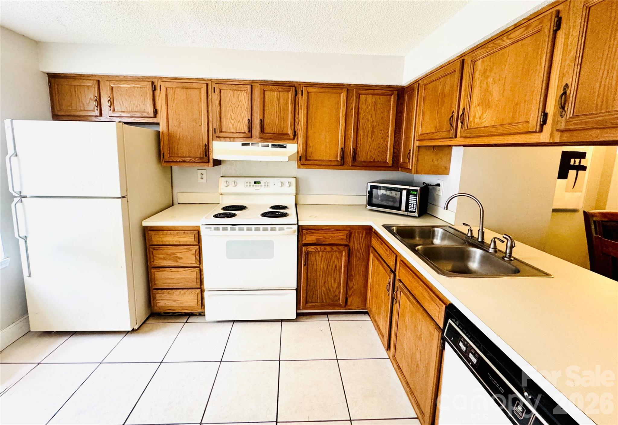 Waterford Townhomes - Residential