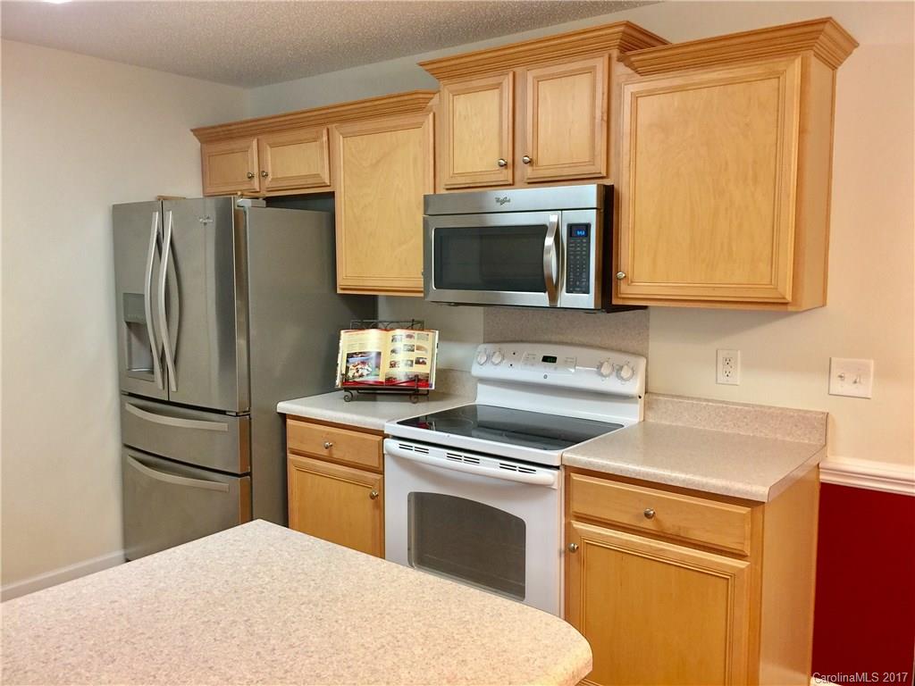 Avery Lake - Residential