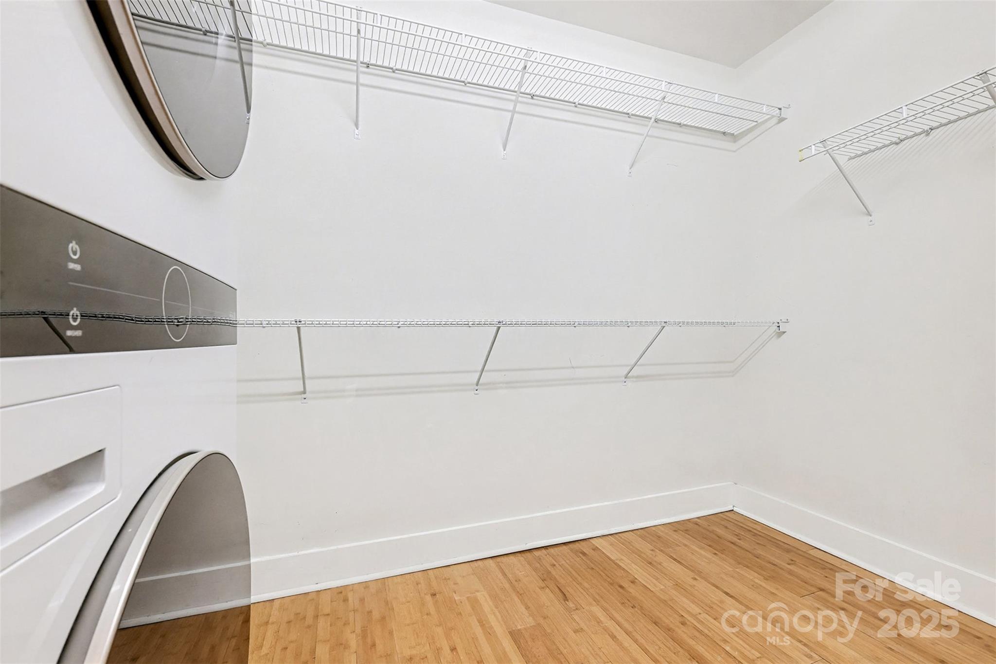 Courtside - Residential