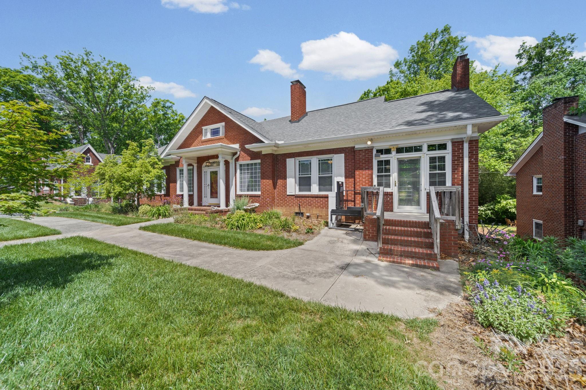 Oakdale - Residential