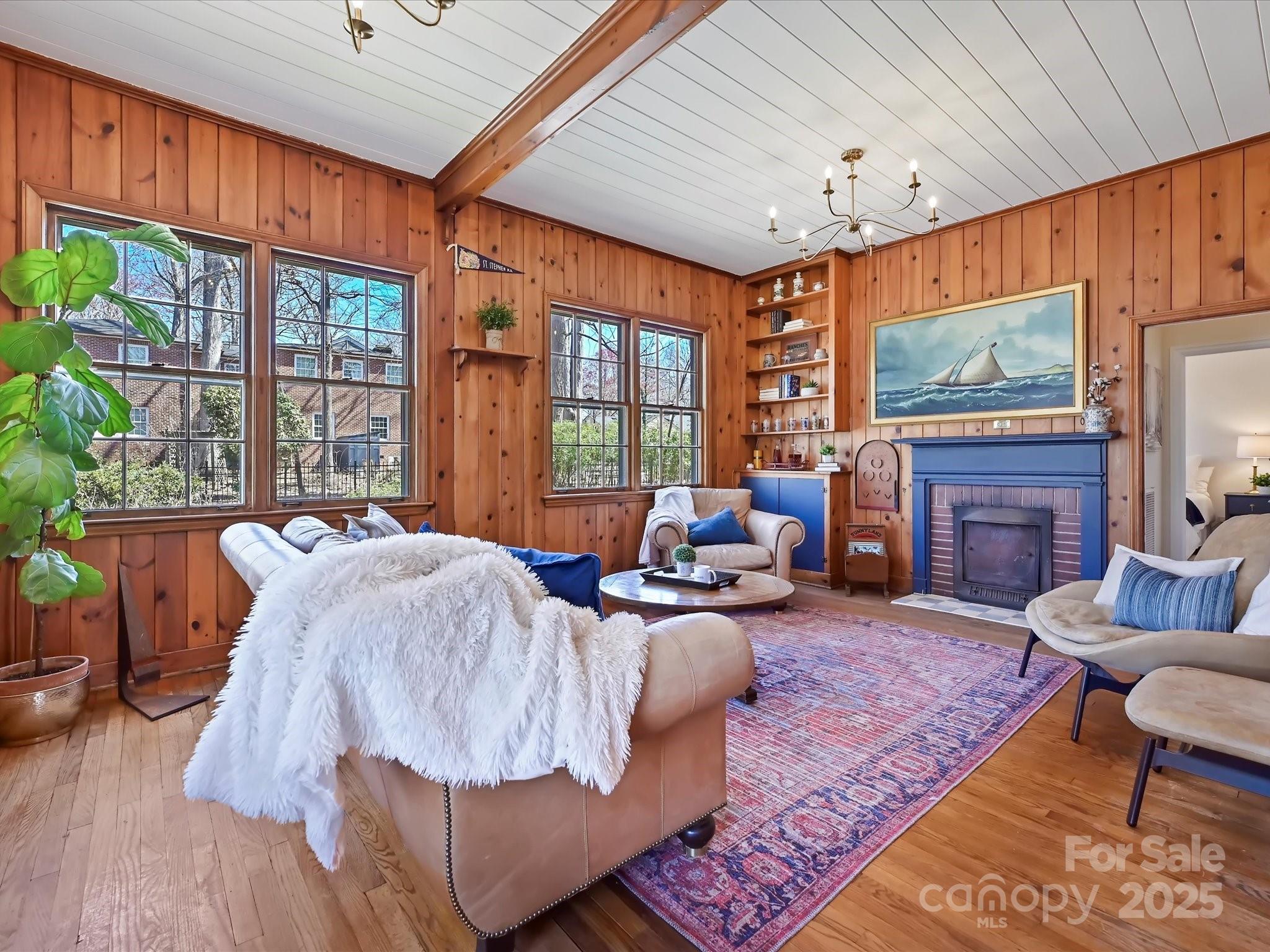 Seventeen Acres - Residential