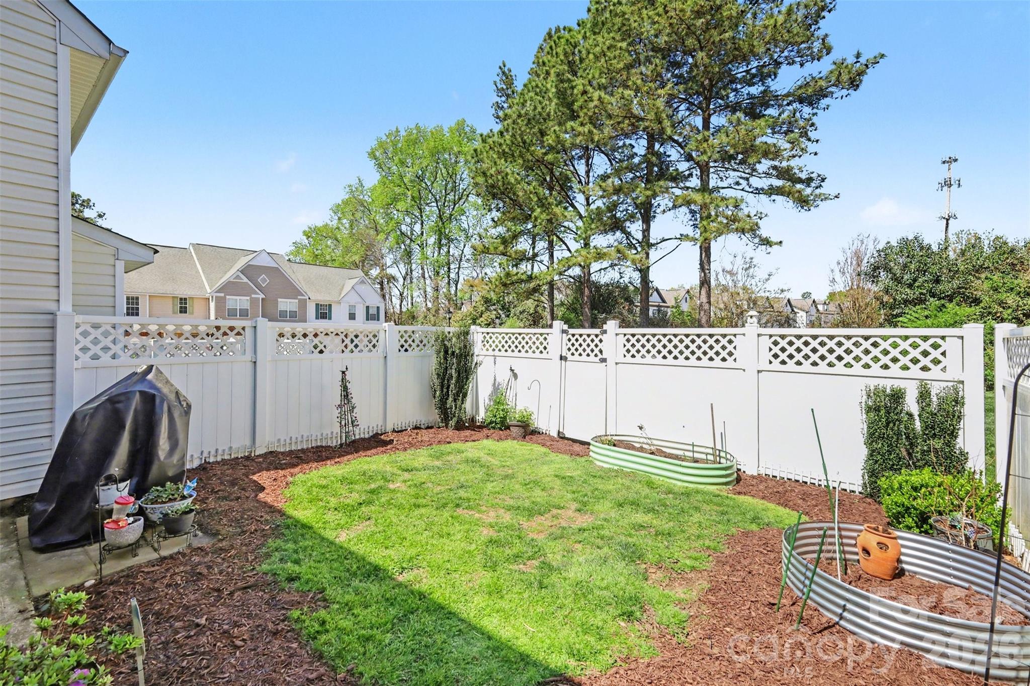 Tyler Woods - Residential