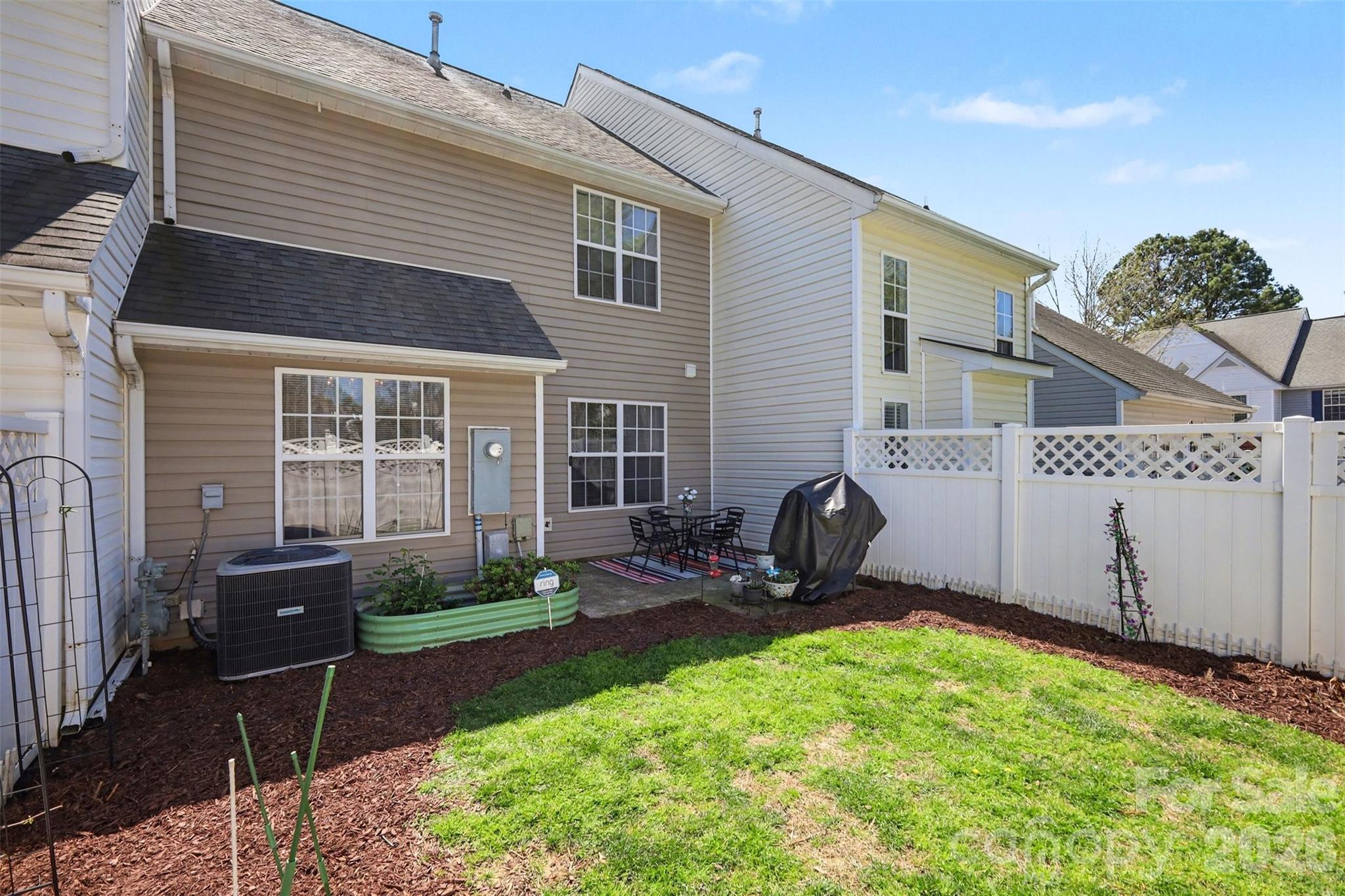 Tyler Woods - Residential