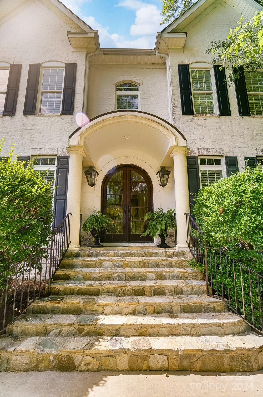 Laurel Creek - Residential