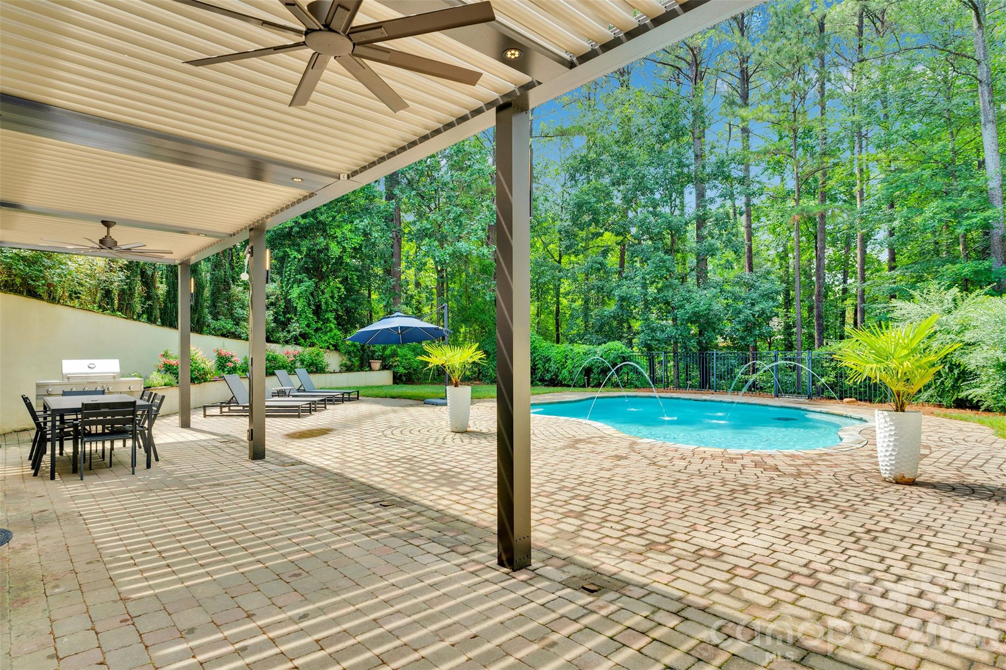 Pebble Bay - Residential