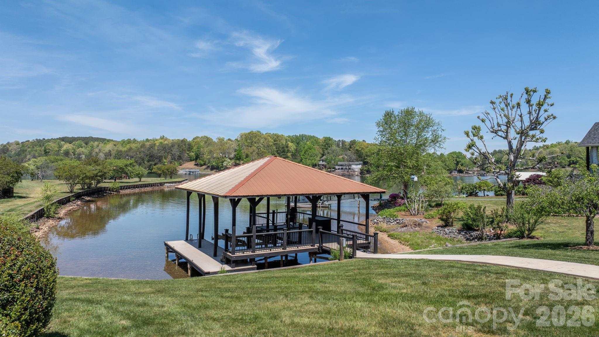 Iswa Point - Residential