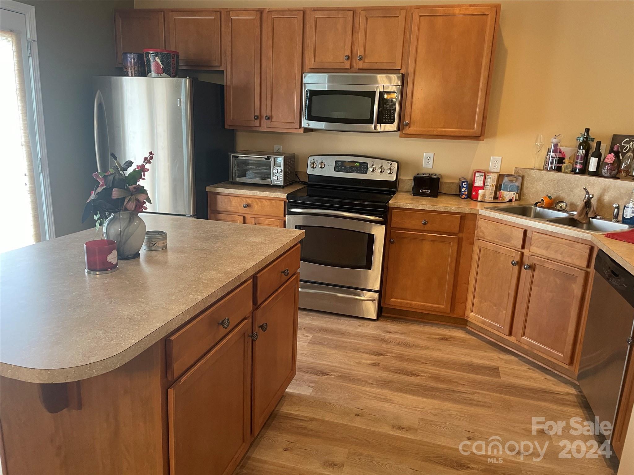 Carolina Crossing - Residential