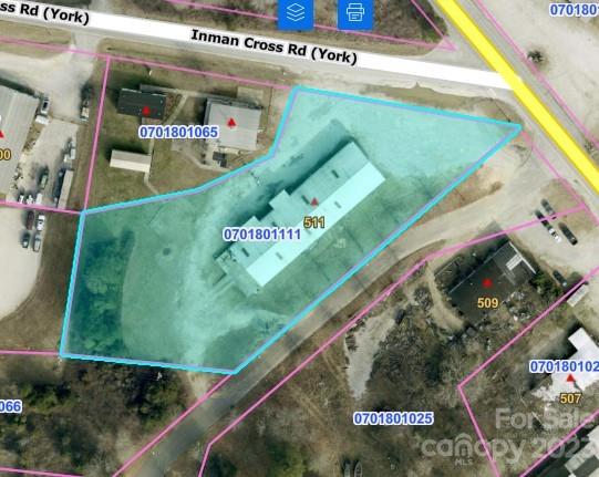 Excellent commercial opportunity in York. With over 8000sqft, this warehouse/office is perfect for your new or growing business . High visibilty location!