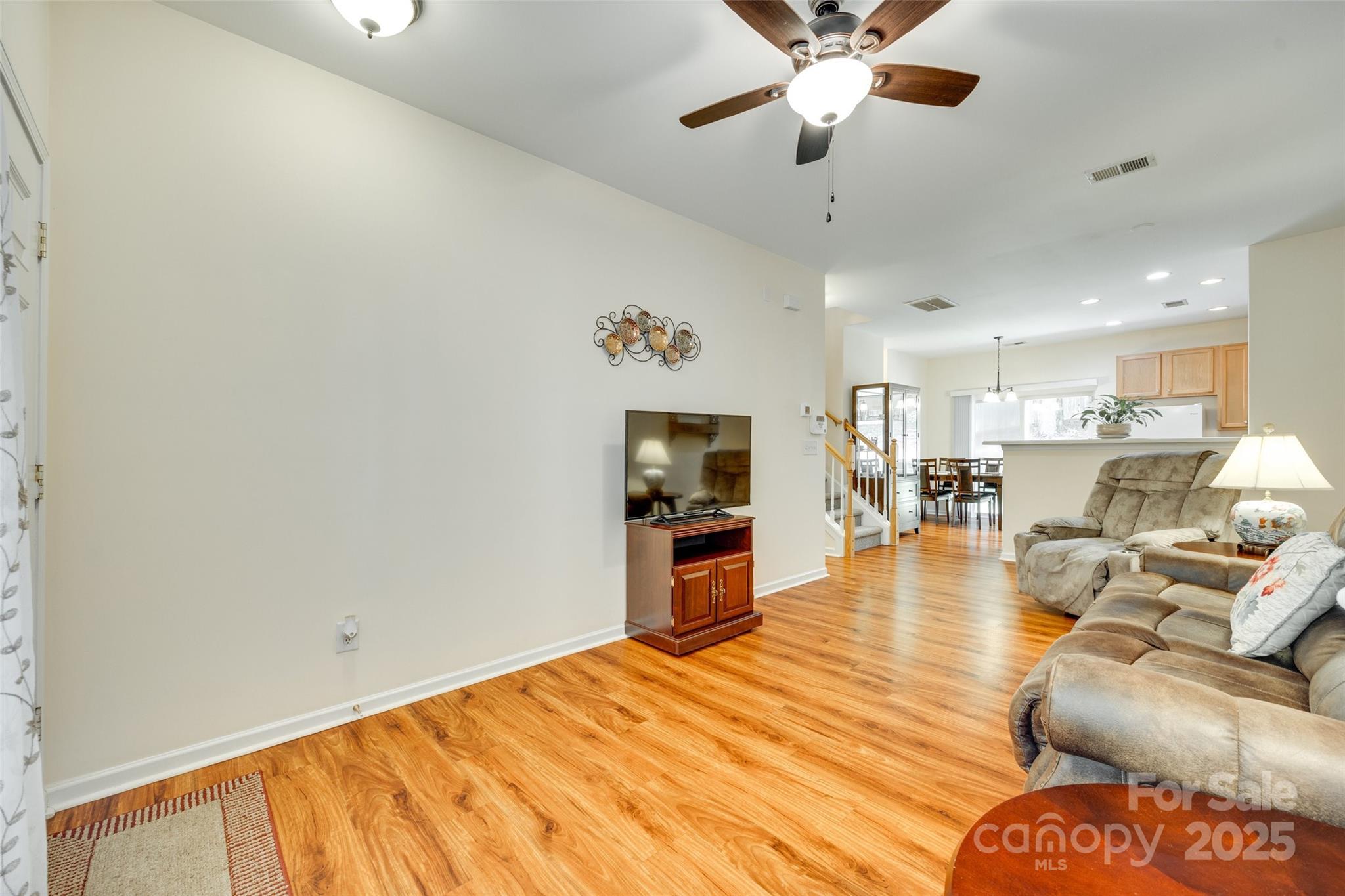 Cascades at River Crossing - Residential