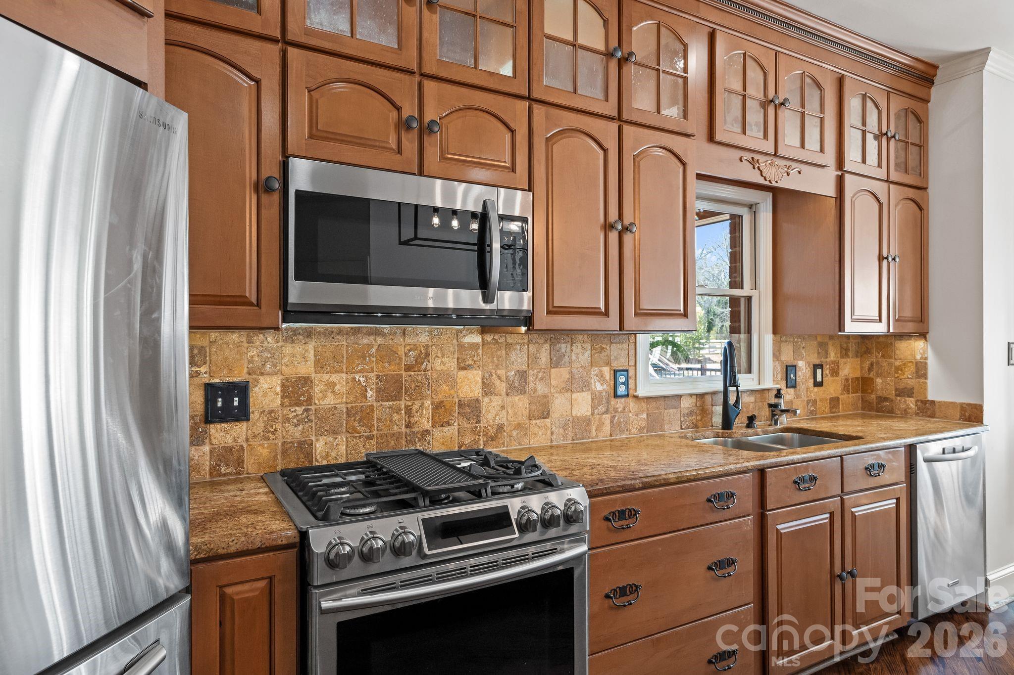 Carolando - Residential