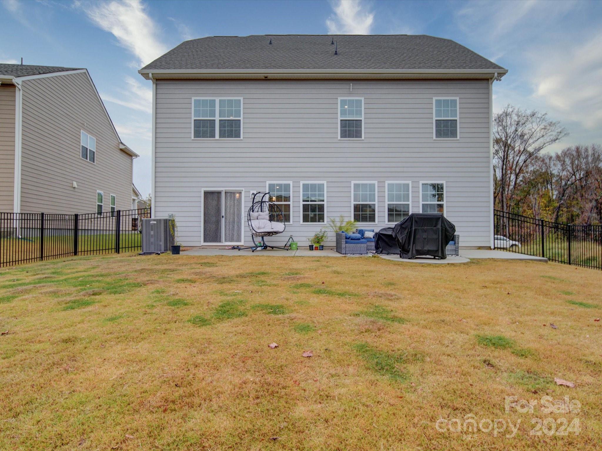 Elizabeth - Residential