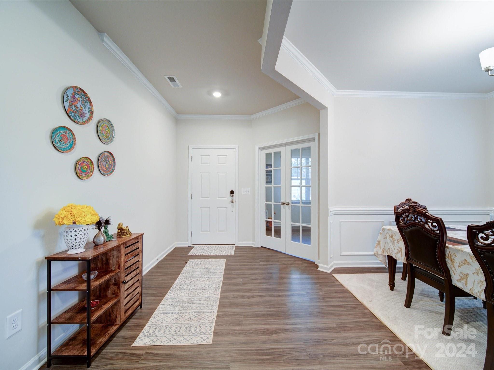 Elizabeth - Residential