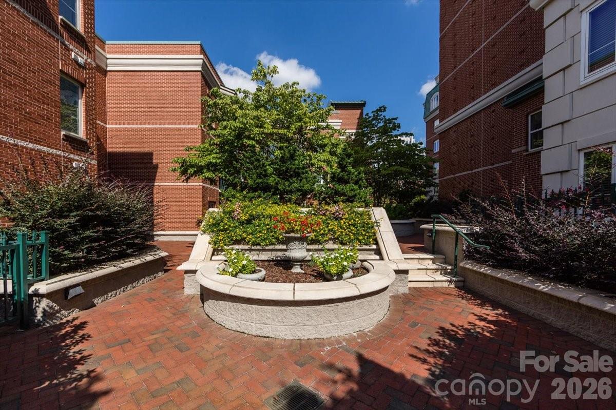 Jefferson Square - Residential