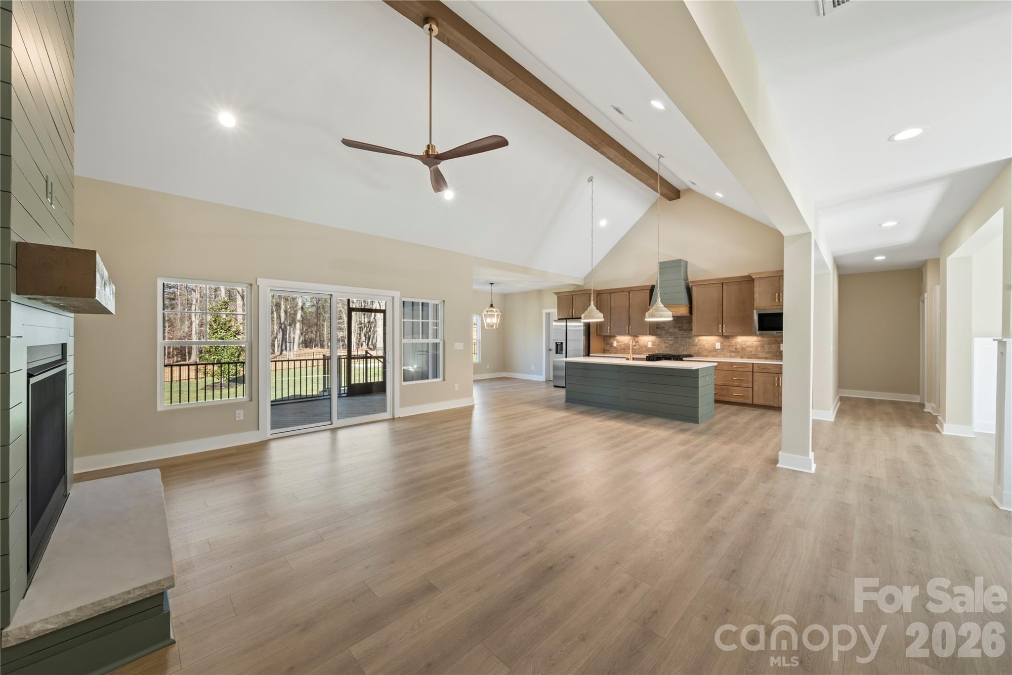 Sanders Landing - Residential