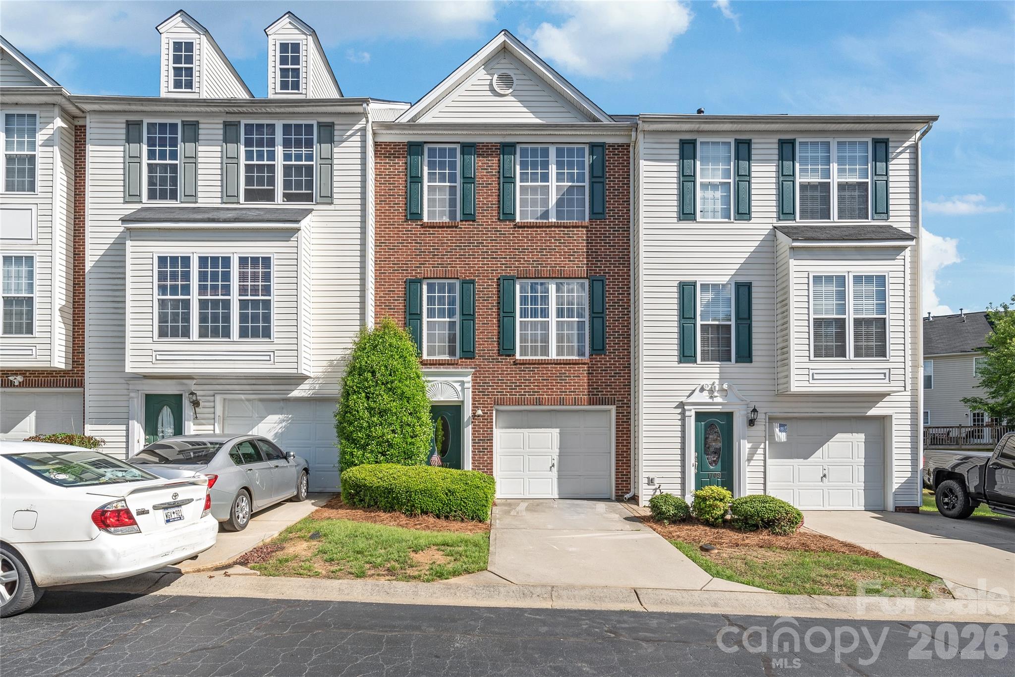 Beautifull 3-bedroom, 2 full and 2 half-bathroom townhouse in the highly desirable Waterstone community in Fort Mill. The kitchen boasts stainless steel appliances, granite countertops and a tile backsplash.The main level features a spacious flex room with a half bath—ideal for a home office or additional living space—alongside a bright living room, dining area, and eat-in kitchen, all with durable LVP flooring. Upstairs, the large primary suite includes a walk-in closet, garden tub, separate shower, and double vanity. Two additional bedrooms and another full bath complete the upper level. Enjoy community amenities such as a pool, playground, and sidewalks. Convenient access to shopping, SC-160, and I-77. Zoned for top-rated Fort Mill schools. Schedule your showing today!!!!