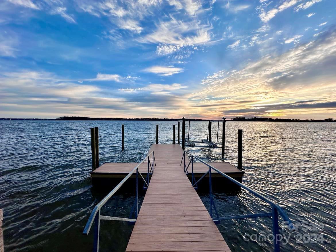 Luckey Point - Land
