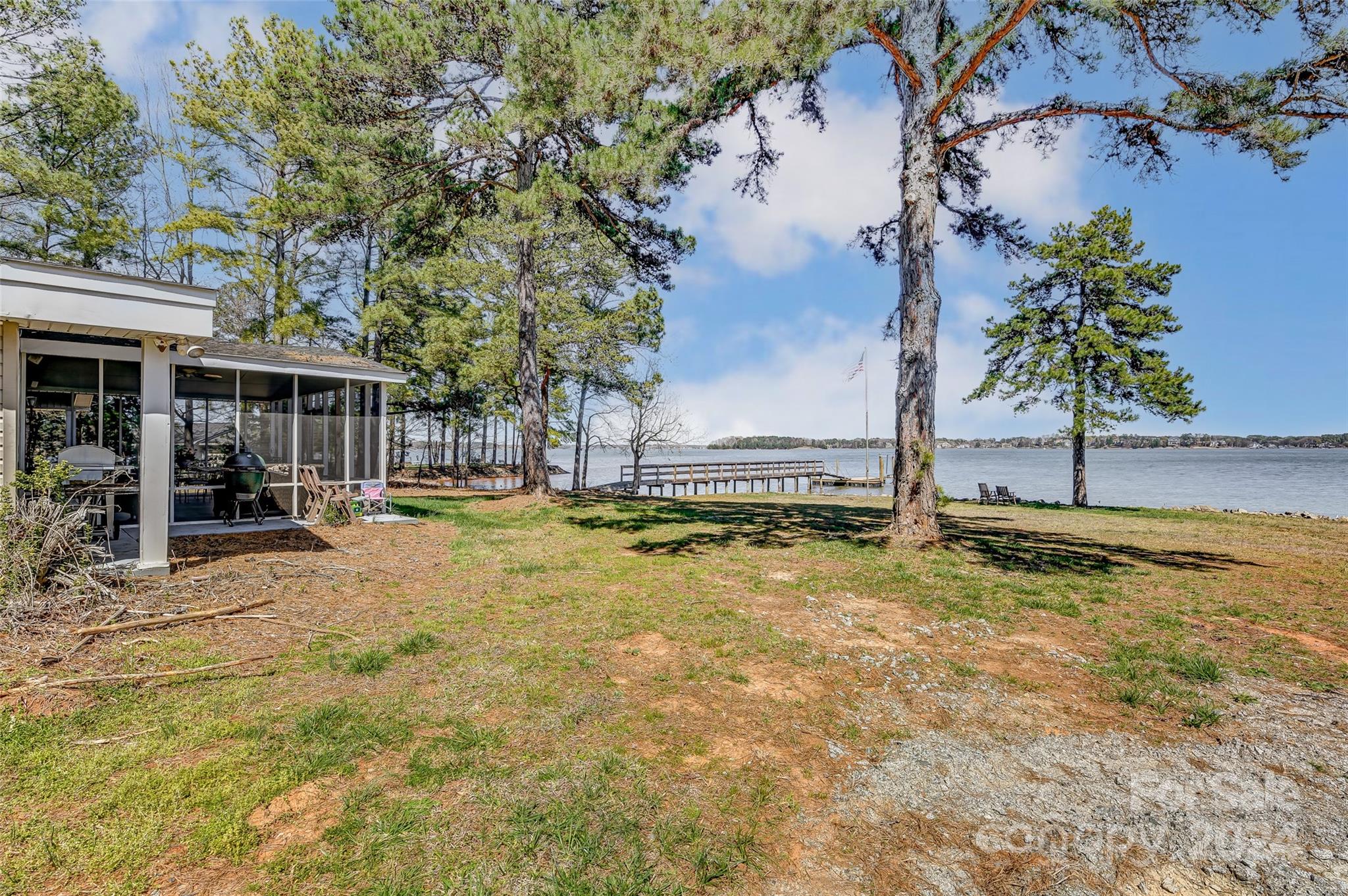 Luckey Point - Land