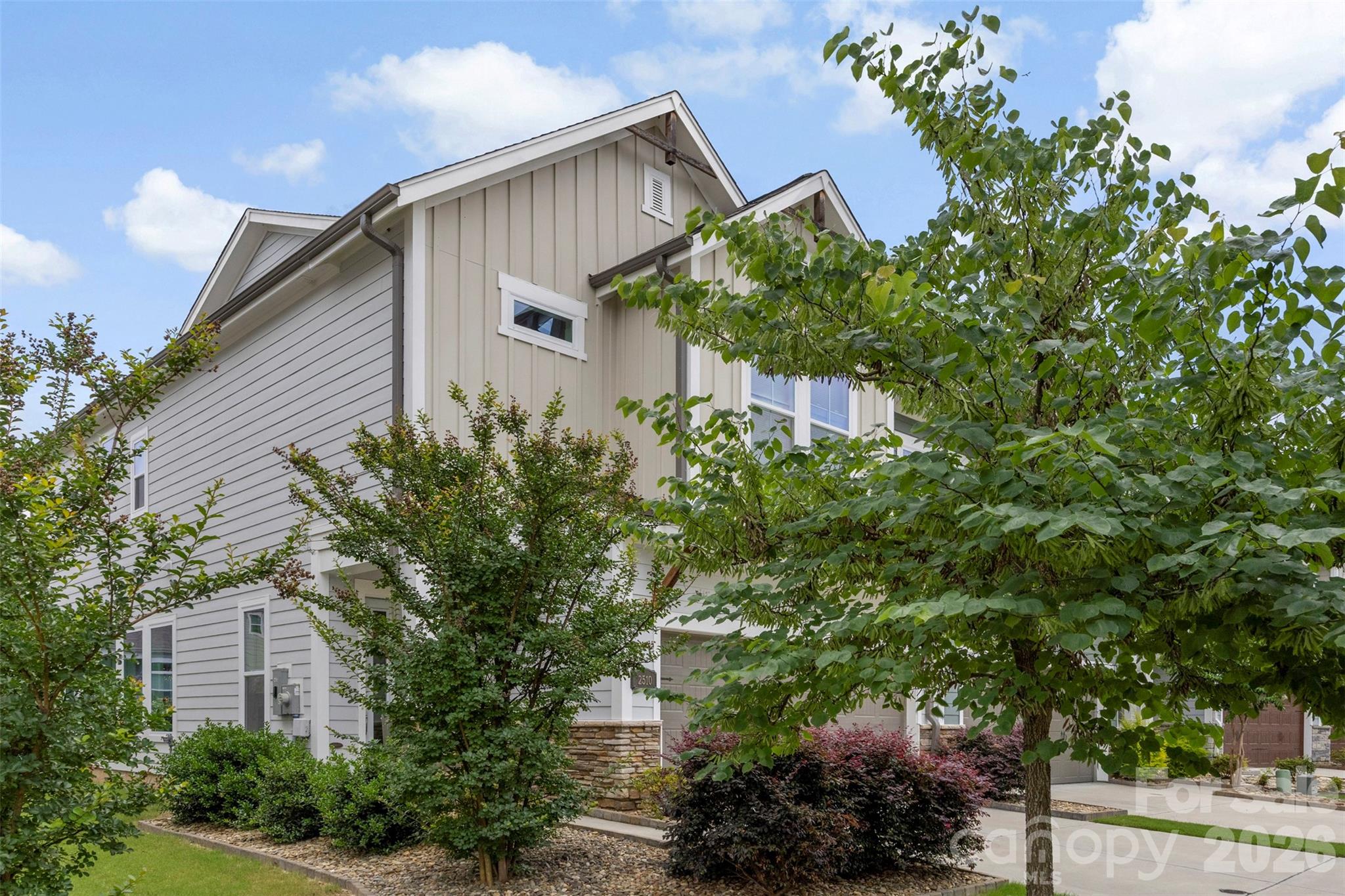 Villa Heights - Residential