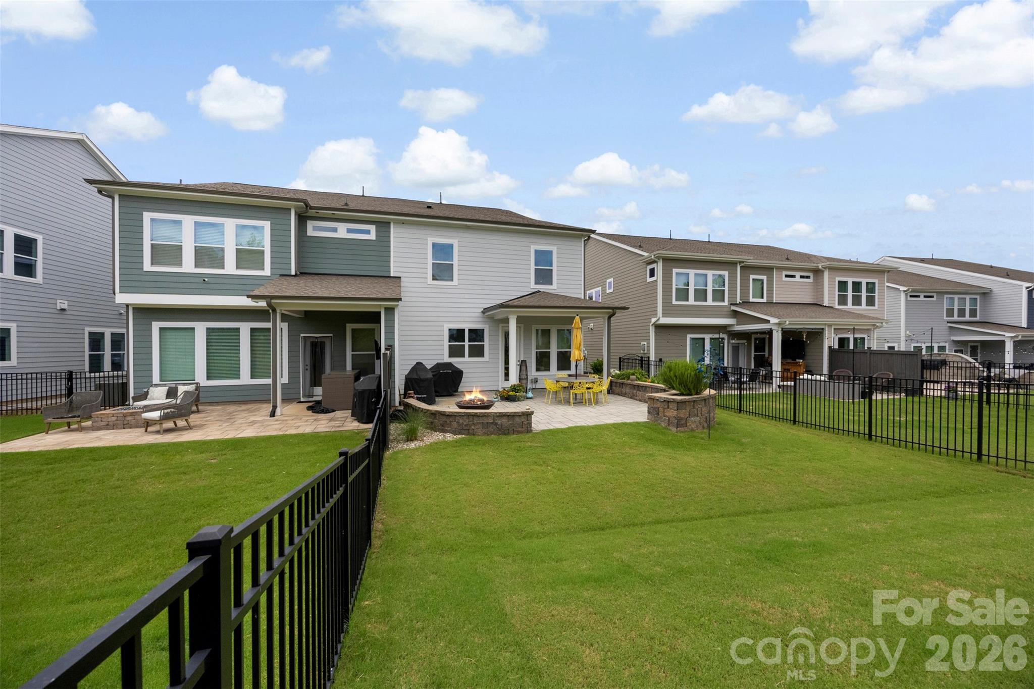 Villa Heights - Residential