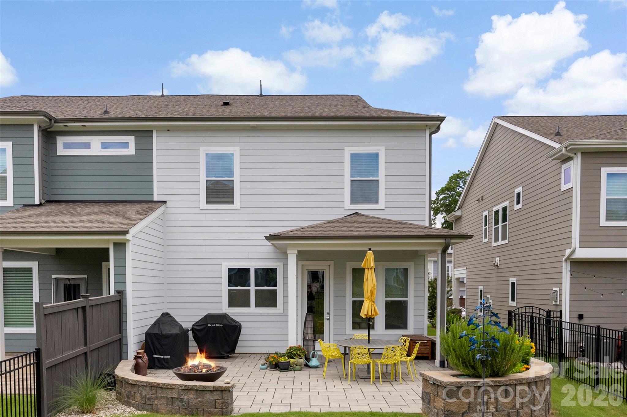 Villa Heights - Residential