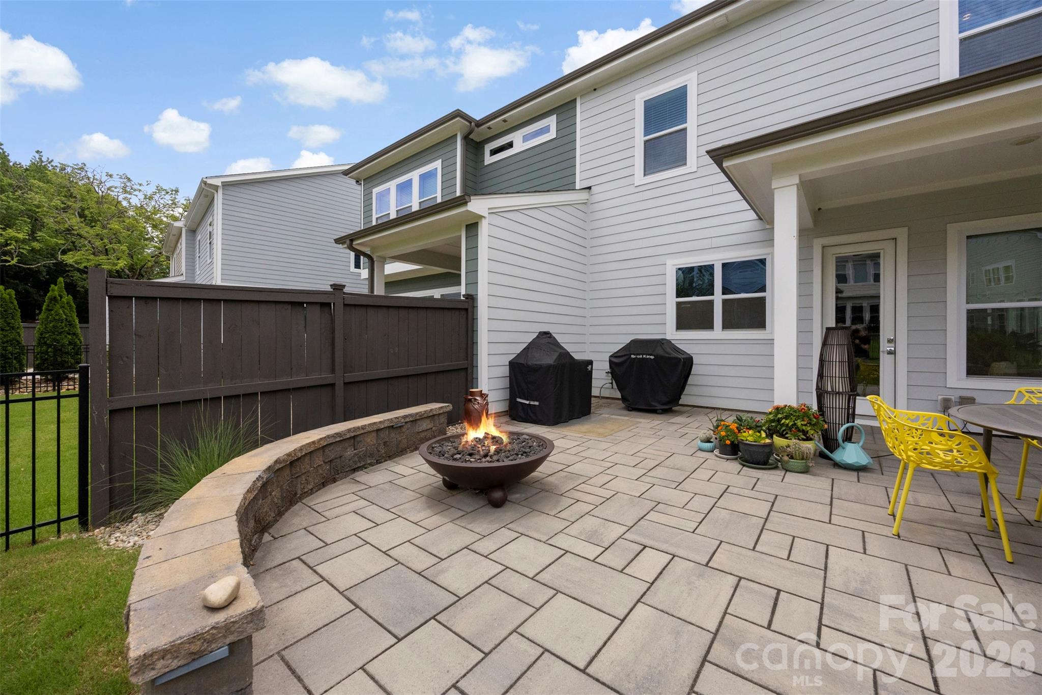 Villa Heights - Residential