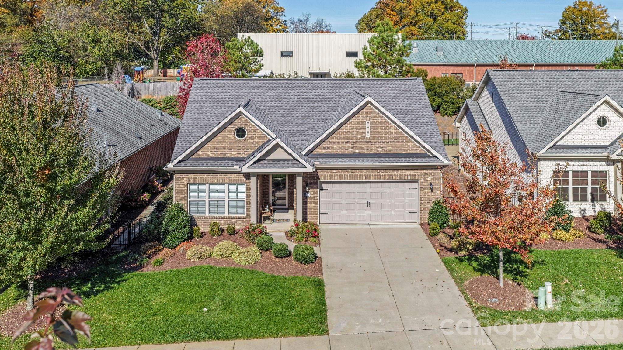 Courtyards At Harrisburg - Residential
