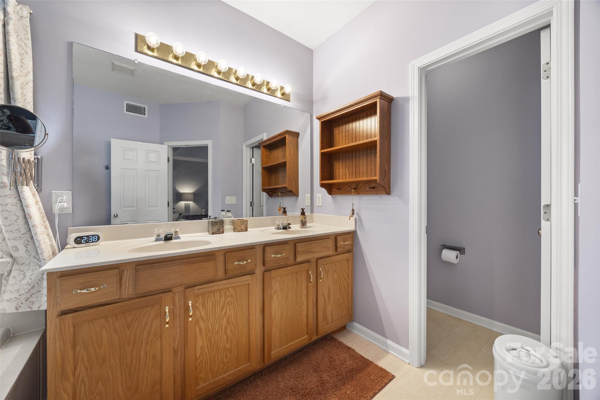 Hallmark Glen - Residential
