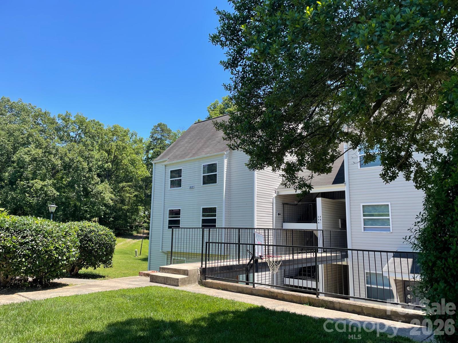 Pawtuckett on The Green - Residential