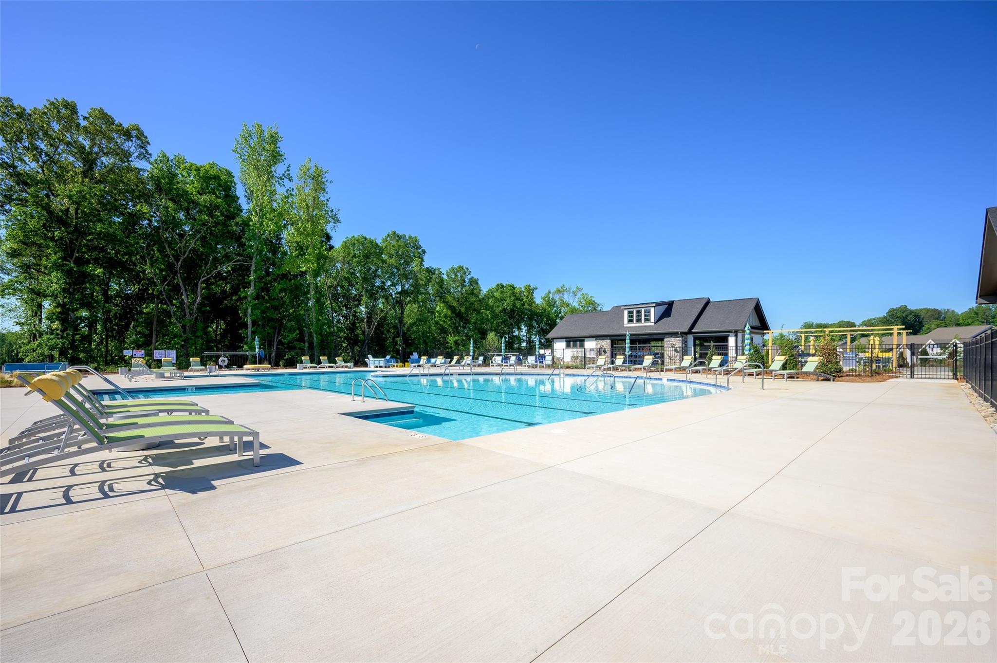 Encore At Streamside - Residential