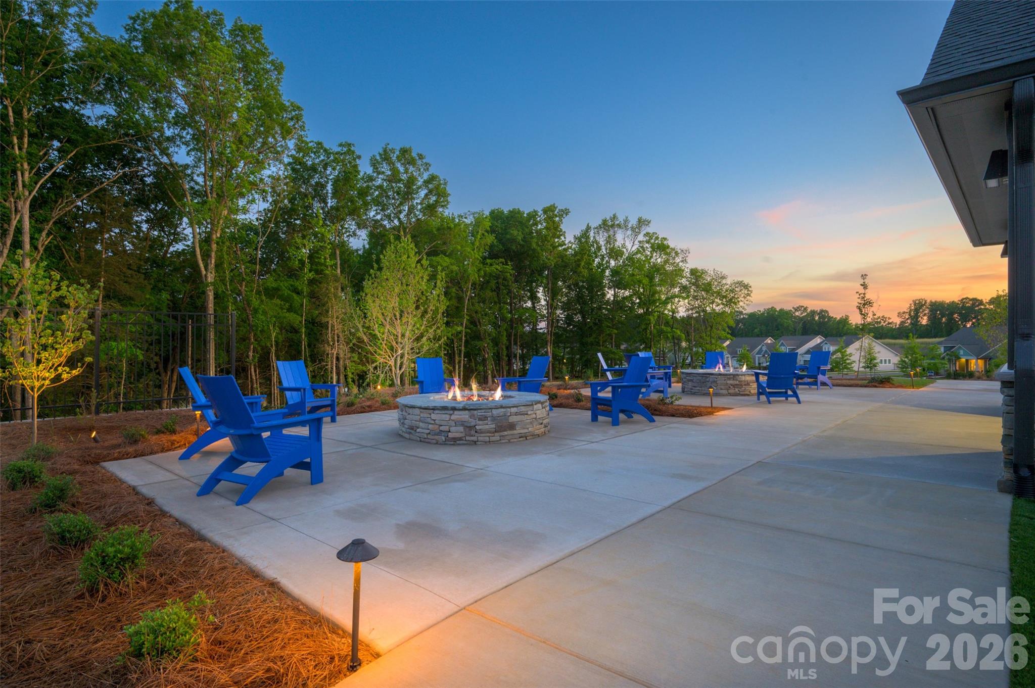Encore At Streamside - Residential