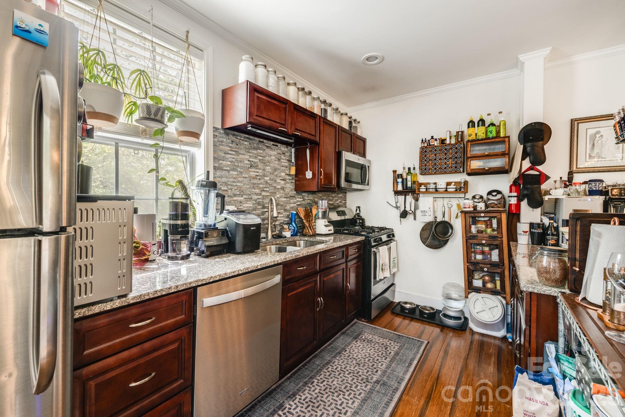 Arborvale Park - Residential Income