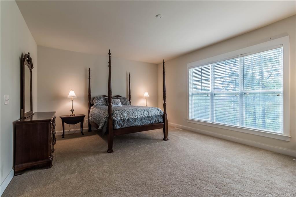 Lake Shore - Residential