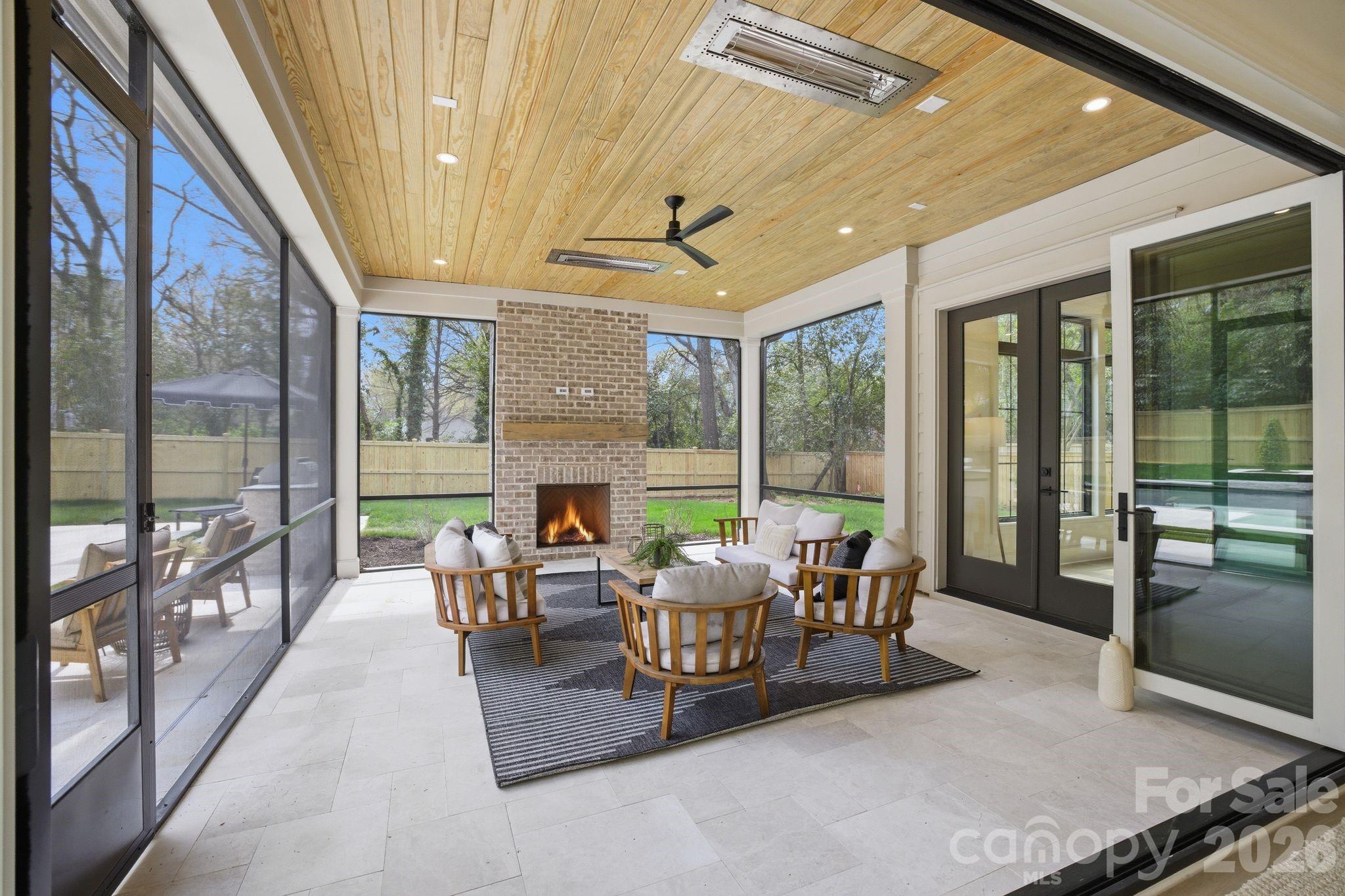 Barclay Downs - Residential