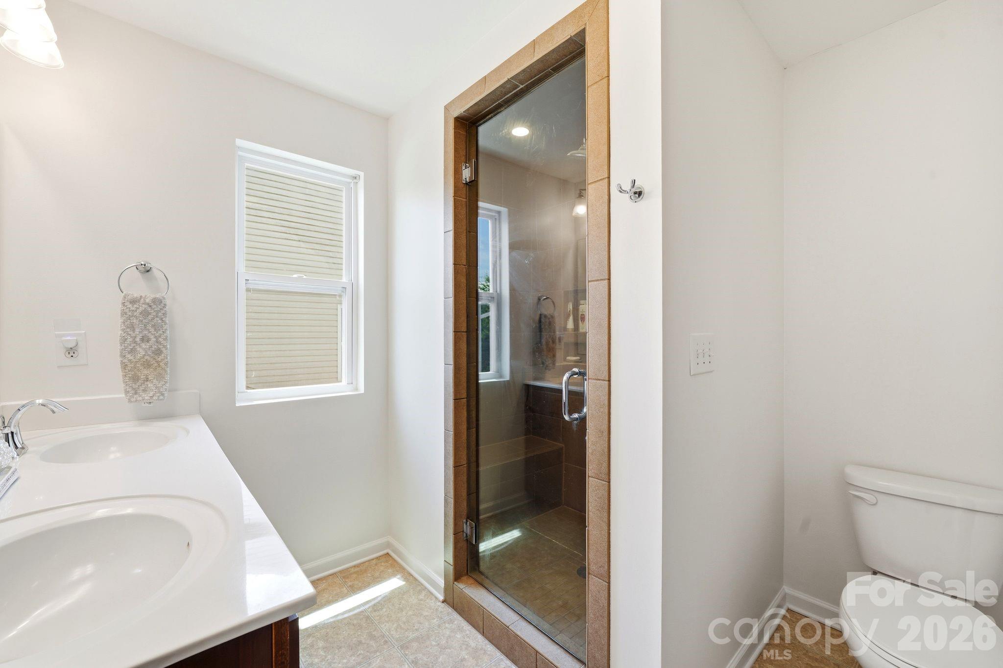 Newport Lakes - Residential