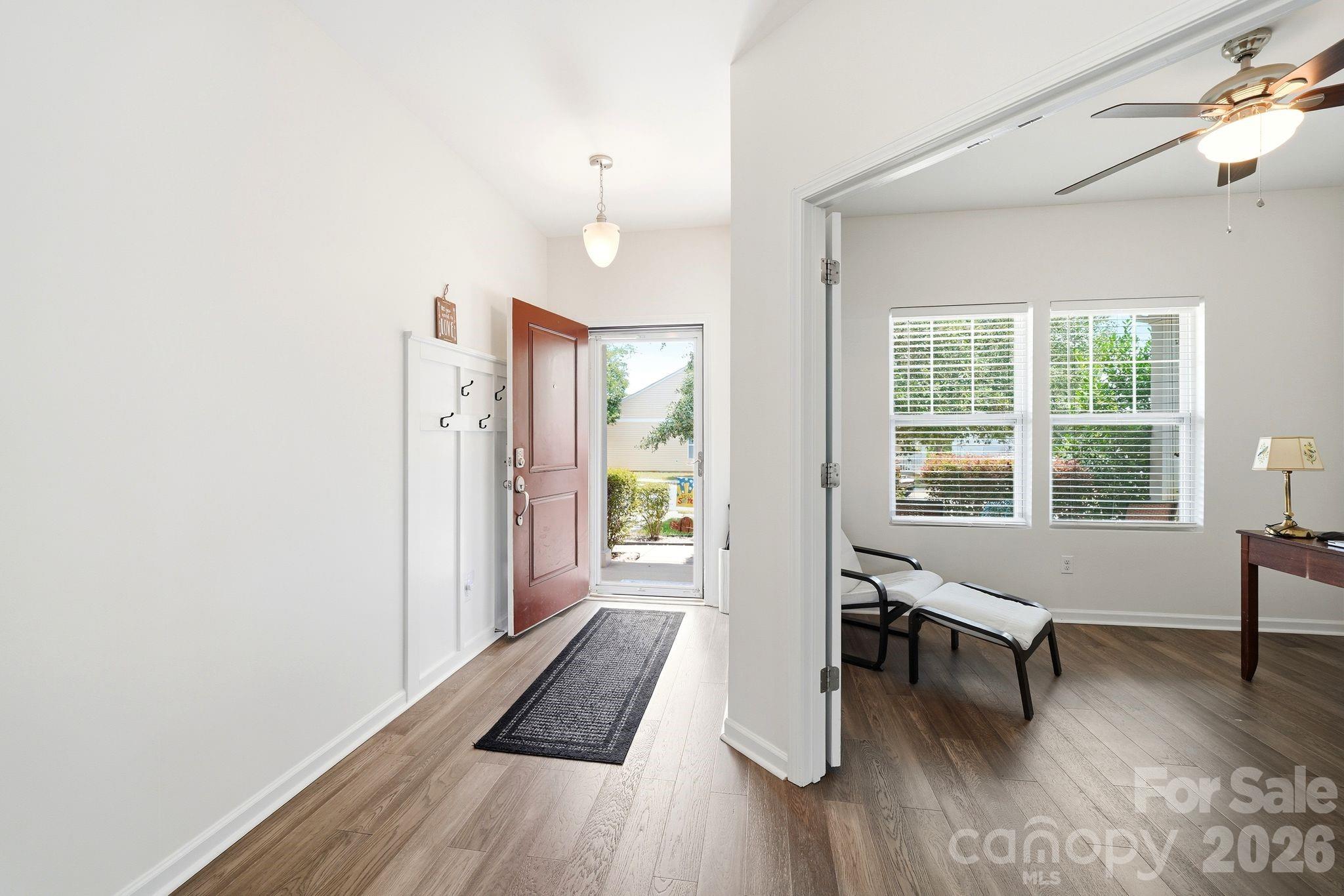 Newport Lakes - Residential
