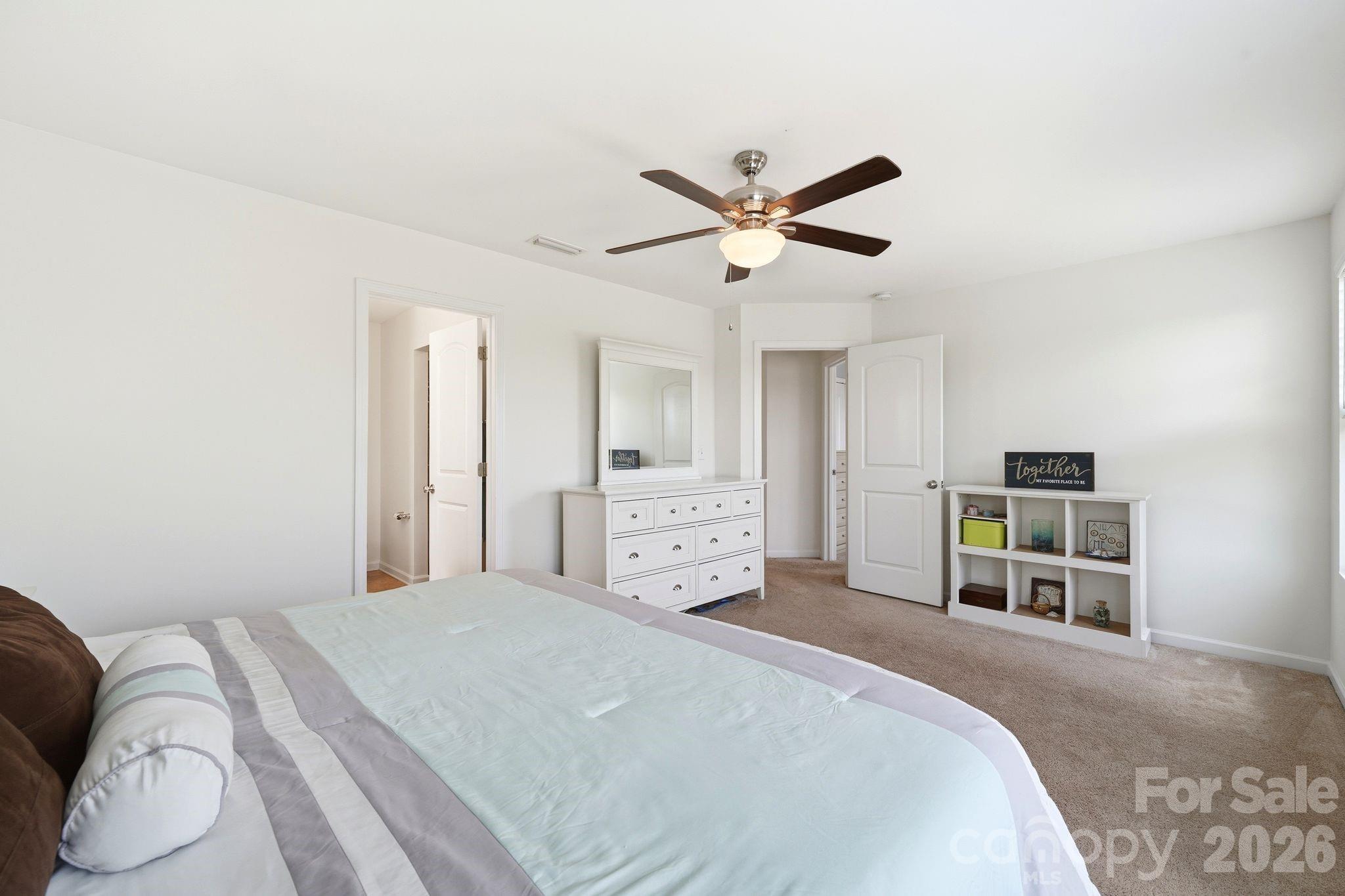 Newport Lakes - Residential