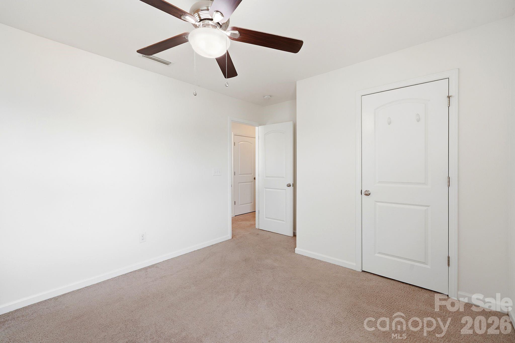 Newport Lakes - Residential
