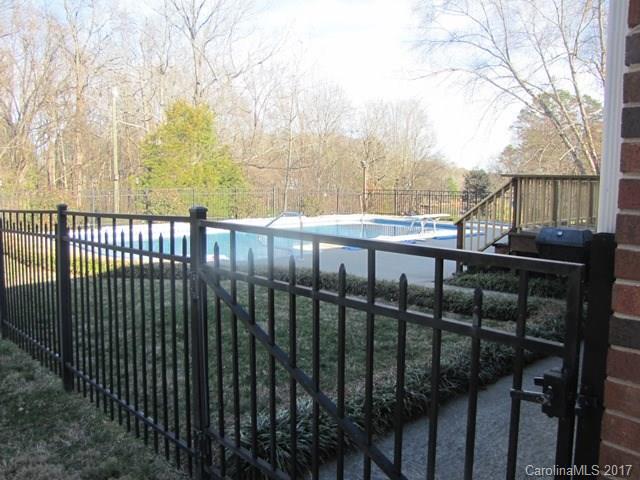 Carowood - Residential Lease