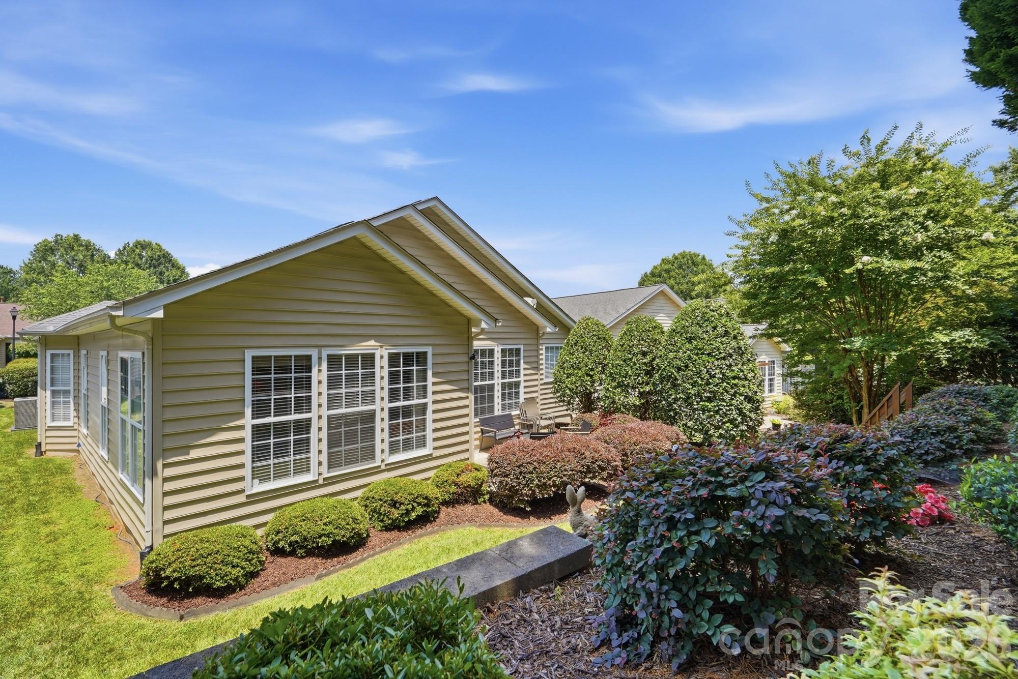 Four Seasons At Gold Hill - Residential
