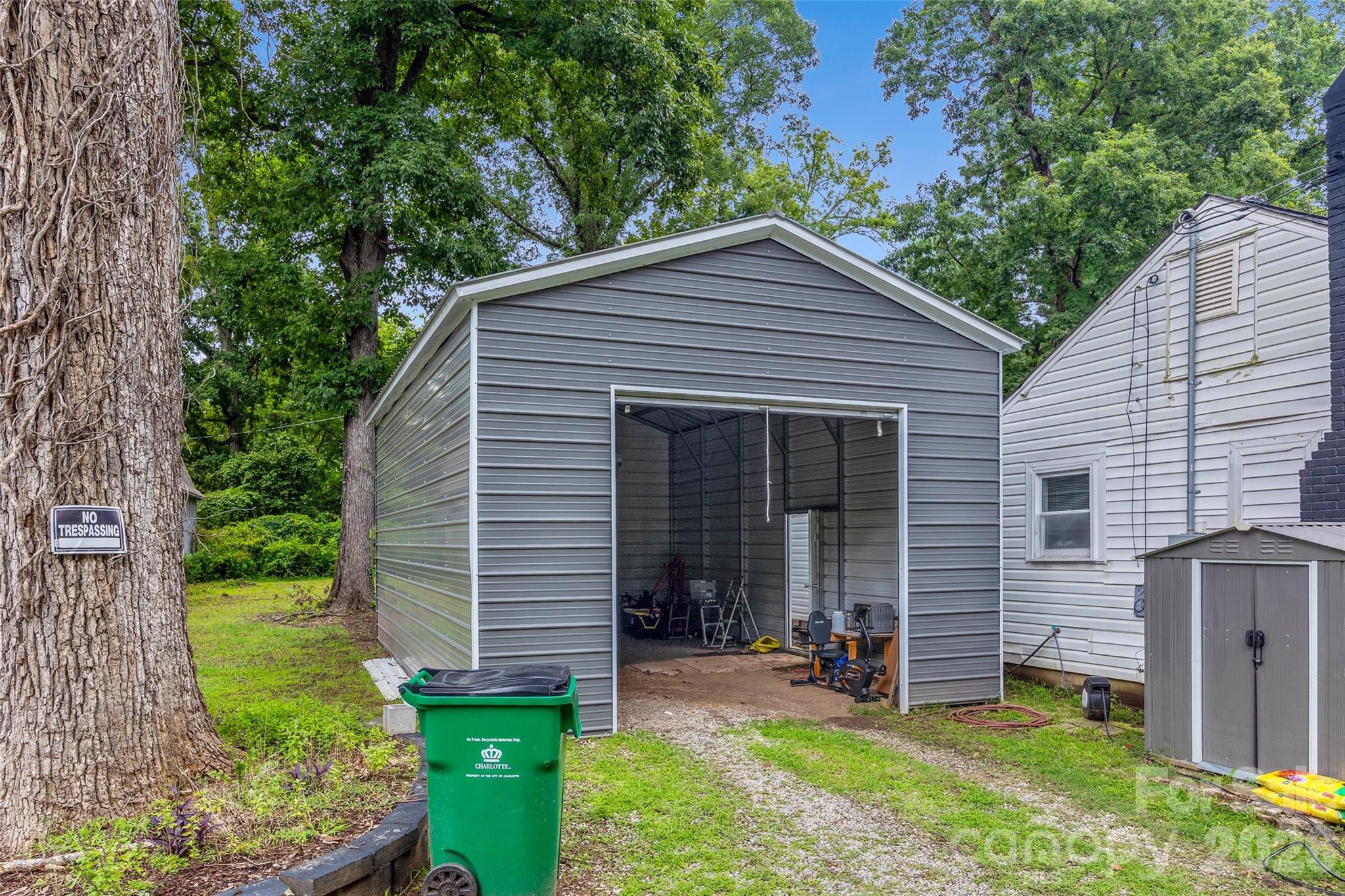 Royal Oaks - Residential