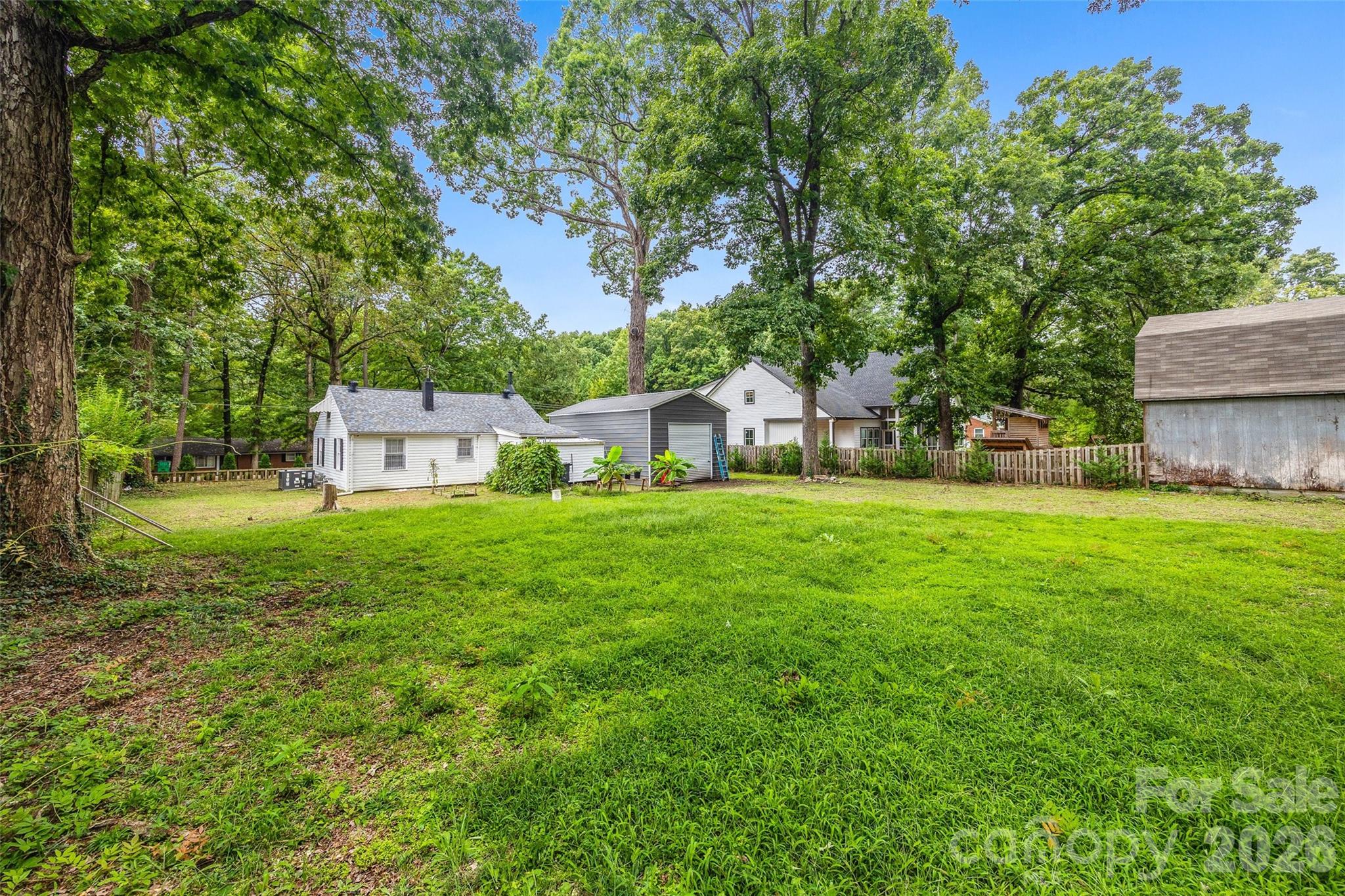 Royal Oaks - Residential