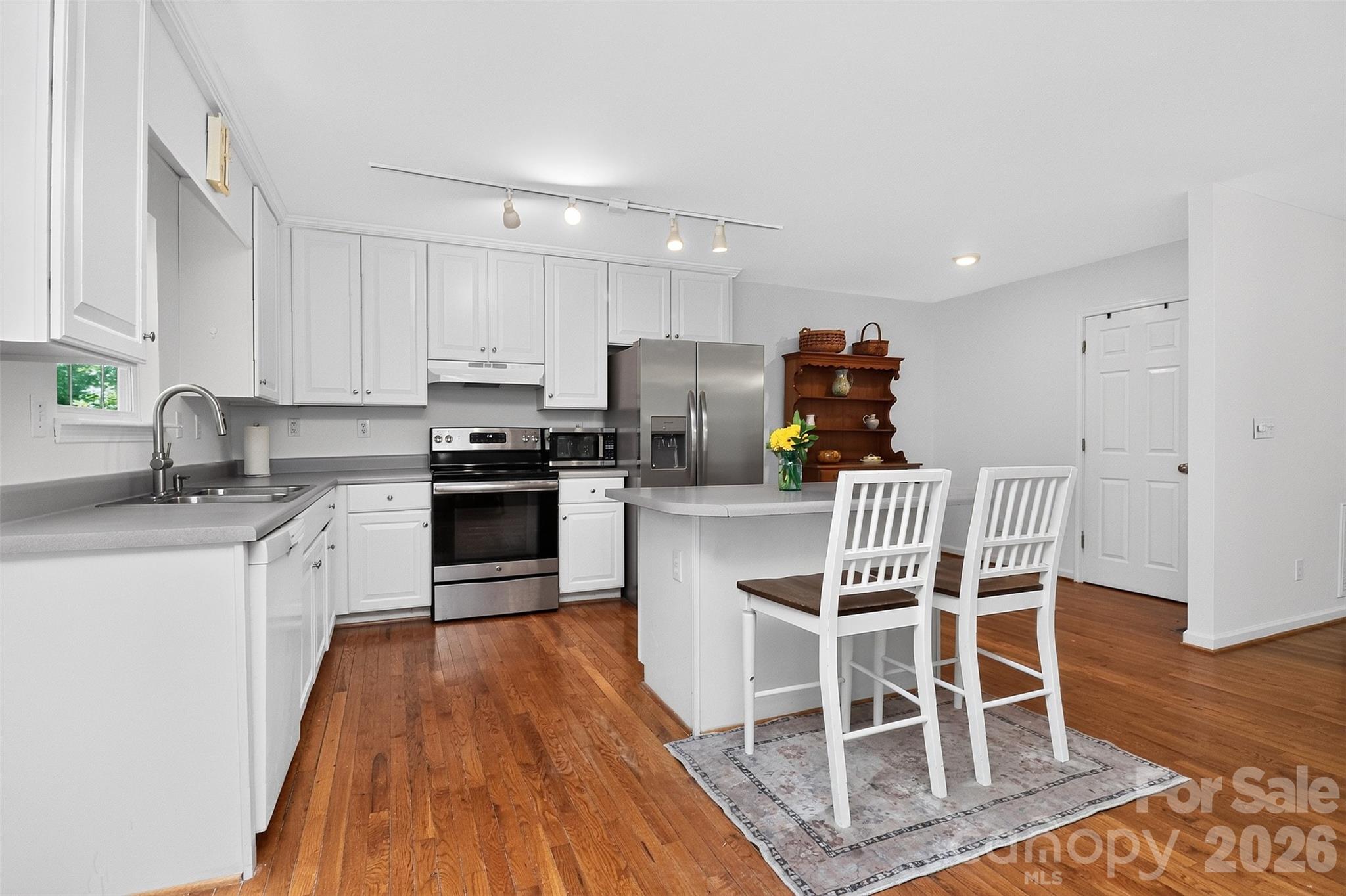Sardis Beverly Park - Residential